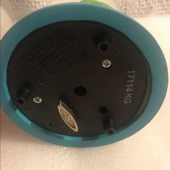 Disney mickey mouse and minnie mouse musical christmas snow globes set - Picture 6 of 8